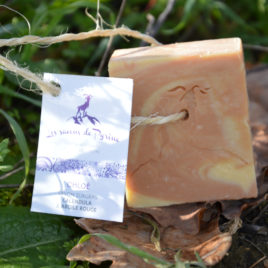 Savon calendula et argile rouge: CHLOE